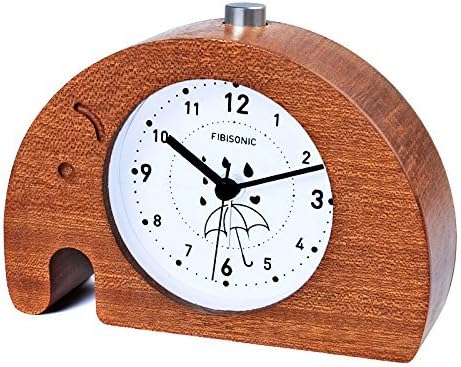 Amazon Co Jp Fibisonic 目覚まし時計 アナログ 大音量 置き時計 連続秒針 音無し アラーム スヌーズ 照明ライト付き 木製 電池式 小型 かわいい キャラクター ブラウン ホーム キッチン