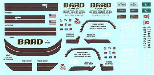 AMT Mack R685ST Semi Tractor 1:25 Scale Model Kit (AMT1039)