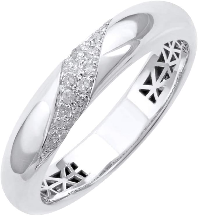 0.08 Carat Diamond Wedding Band Ring in 10K Gold