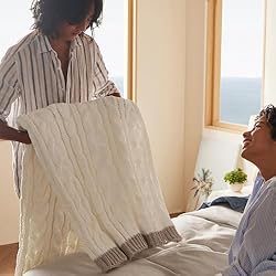 Bedsure Cable Knitted Throw Blanket for