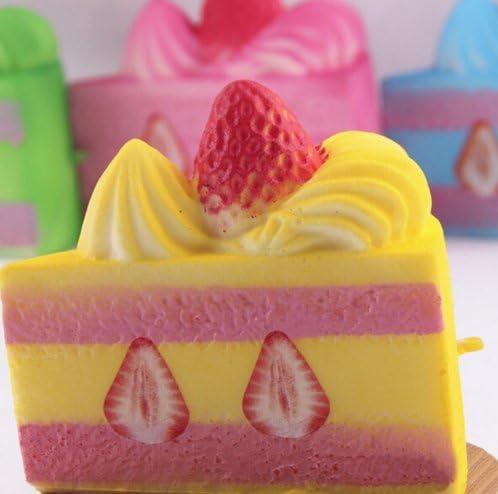 1PCS New ArrivalStrawberry Cake Collectibles Cream Scented Super Soft SlowToy Extremely soft and nice to squish