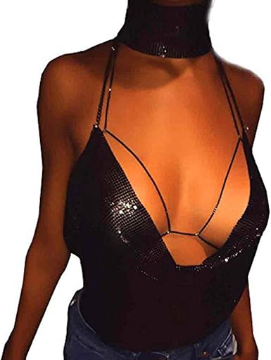 mujeres con blusas escotadas