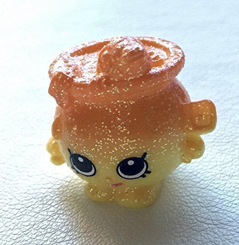 2016 Shopkins Ultra Rare Shimmy Petshop- Yellow Goldie Fish Bowl #4-079