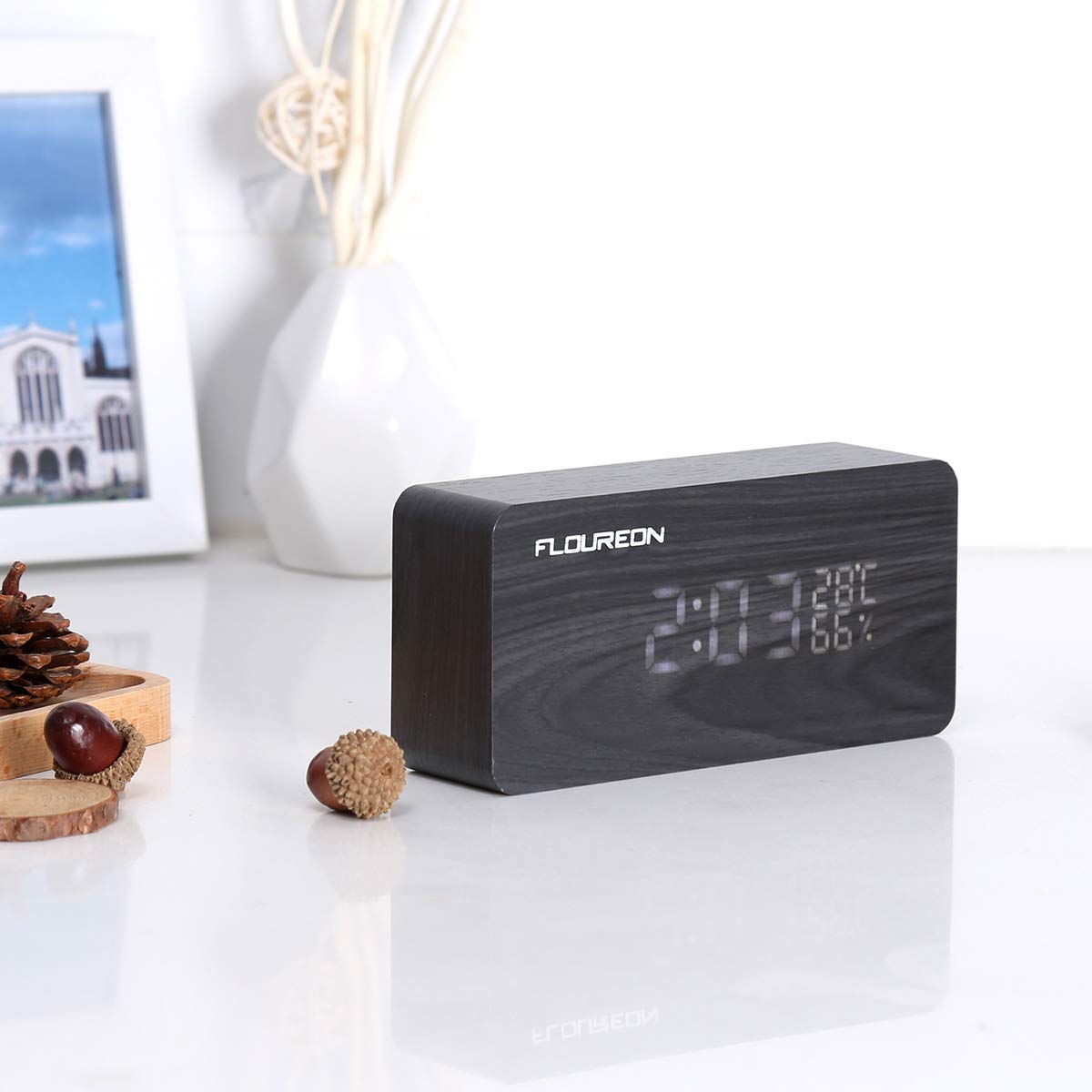floureon Digital Alarm Clock Wooden LED Light, Desk Clock with 3 Brightness Adjustable,Dual Power,3set of Alarm, Voice Control,Wood Cube (Black)