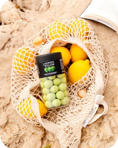 LAKRIDS BY BÜLOW - Sour Strawberry - 295g - Rote Lakritze umhüllt von Weißer Schokolade, sauren grünen Erdbeeren und einer knusprigen Zuckerhülle thumbnail 3