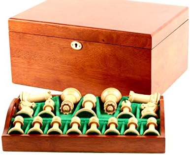 Chess set - 1849 Edition 4" in a Mahogany Casket