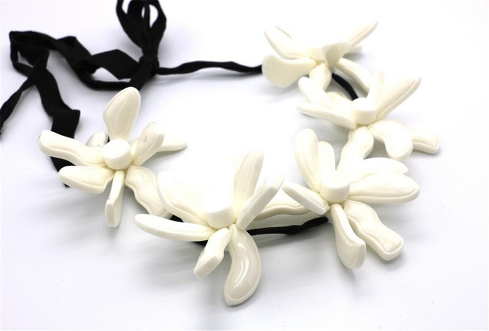 XX Five Flower Resin Necklace, White,White