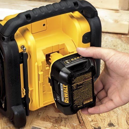 DEWALT 20V MAX/18V/12V Jobsite Radio, Compact (DCR018) Pricepulse