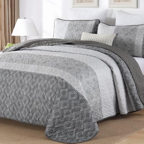 Cottolester Light Gray Quilt Set King Size,Striped Plaid Bedspread,Blue Boho Bedding Set Soft Microfiber Quilt with 2 Pillow Shams 110"x90"