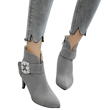 Geili Damen Wildleder Stiefeletten Kurzschaft Spitze Stiefel mit Pfennigabsatz Frauen Übergrößen Strass Schnalle Ankle Boots 
