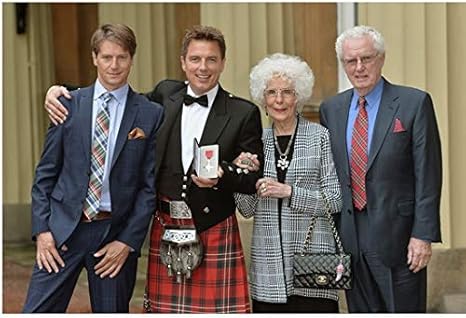 john barrowman kilt