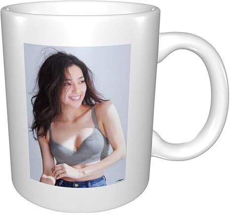 Amazon Co Jp 中村アン 耐久性のあるマグファッションセラミックコーヒーカップ個性クリエイティブカップかわいいミルクティーカップ両面印刷大容量マグ 330ml ホーム キッチン