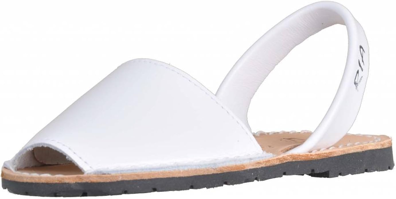 white colour slippers