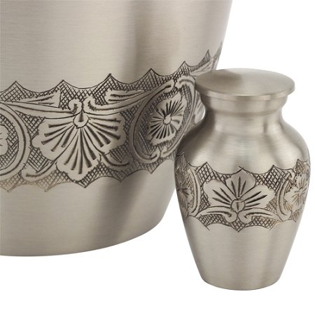 Silverlight Urns Elegant Pewter Keepsake Urn, Mini Brass Urn for Ashes in Silver Finish, 2.5 Inches Tall