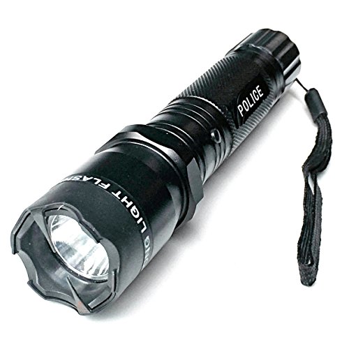 Tactical Rechargeable Flashlight Stuns Us