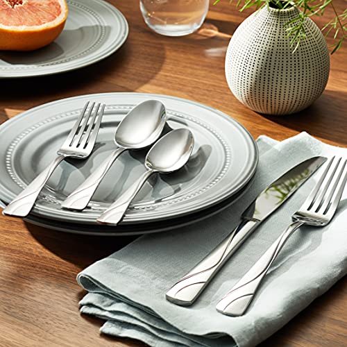 Oneida River 20 Piece Everyday Flatware, Service for 4 18/0 Stainless