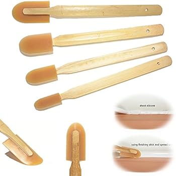 Caulking spatula
