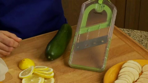 5 Prepworks+by+Progressive+Adjust+A+Slice+Mandoline