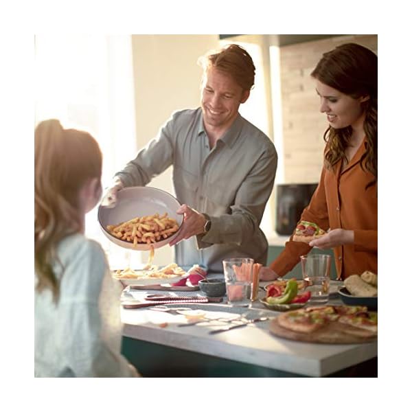 Philips-Essential-Air-Fryer-with-Rapid-Air-Technology-08Kg-41L-1400-Watt-Black-HD925291 Philips Essential Air Fryer - 4.1 L, 0.8Kg, 1400 watt, Recipes (NutriU App), 7 cook presets, Rapid Air Technology…