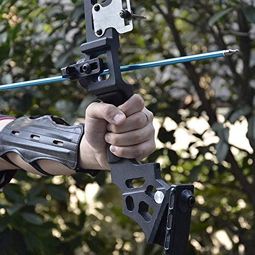 image for Tongtu Takedown Recurve Bow and Arrows for Adults Set 30 40 lbs Alumin