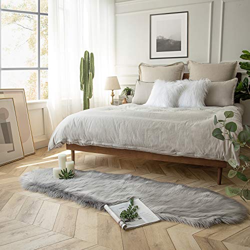 Ashler faux fur rug, Fluffy Shaggy Area Rug Ultra Soft 2 x 6 Feet