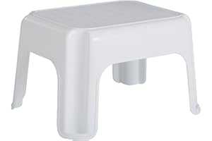 Rubbermaid Roughneck Step Stool, White