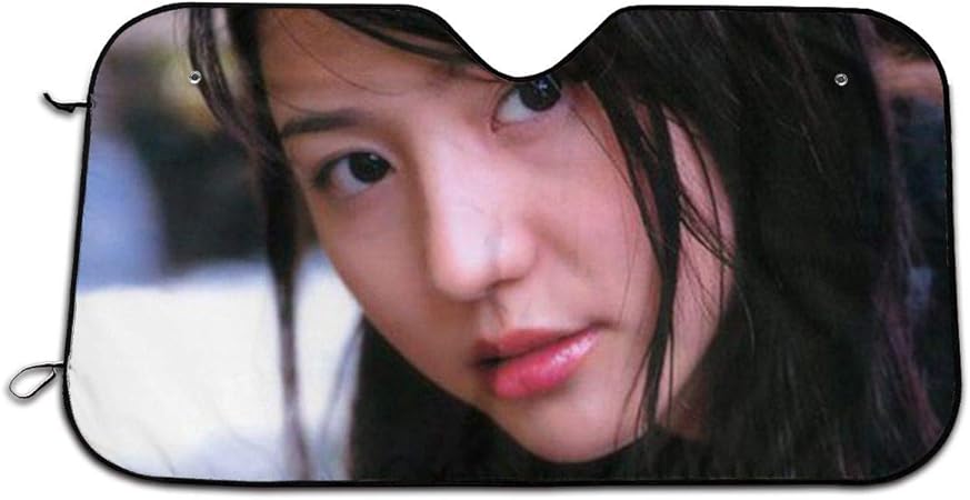 Amazon 車用 サンシェード 車フロント長澤まさみ 車のフロントガラス 日よけ 遮光 断熱 日焼け防止 防紫外線 車内温度対策 吸盤取付 簡単着脱70 130cm サンシェード 車 バイク