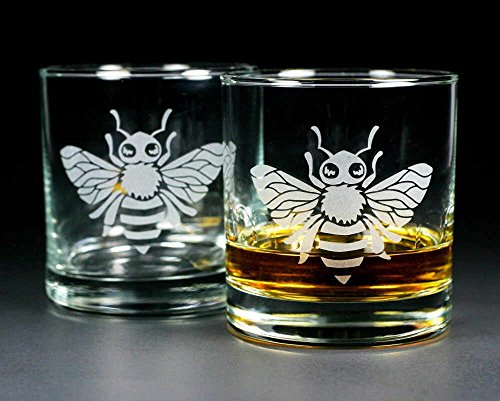 HONEY BEE Lowball Glasses set of 2 - Dishwasher-safe etched whiskey glass - Thumbnail 3