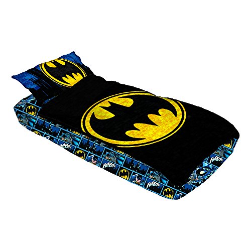 Warner Bros. MY0048 Batman Close Bunch Gotham Justice Zip-It Bedding