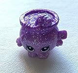 2016 Shopkins Season 4 Ultra Rare Shimmy Petshop- Purple Goldie Fish Bowl #4-087
