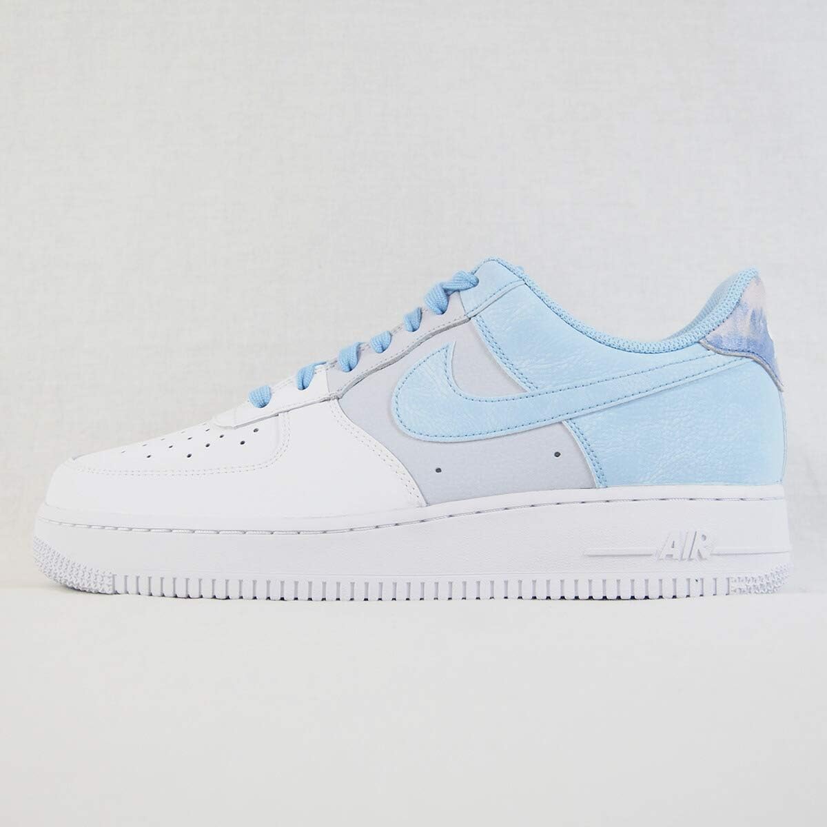 Amazon ナイキ Cz0337 400 Air Force 1 07 Lv8 エア フォース 1 07 Lv8 並行輸入品 スニーカー