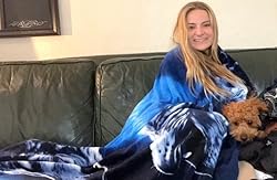 Dawhud Direct II Howling Wolf Fleece Blanket for