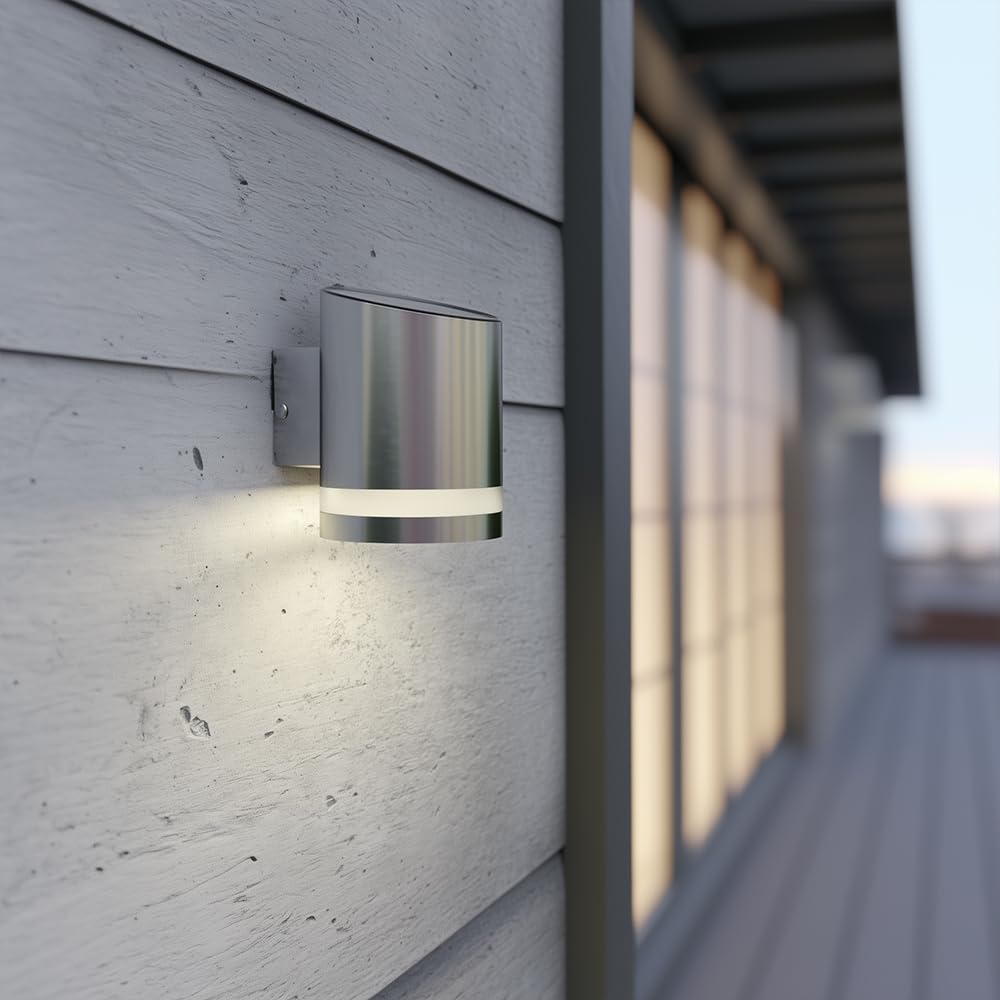 SolarCentre® Truro Solar Powered Outdoor Wall Light