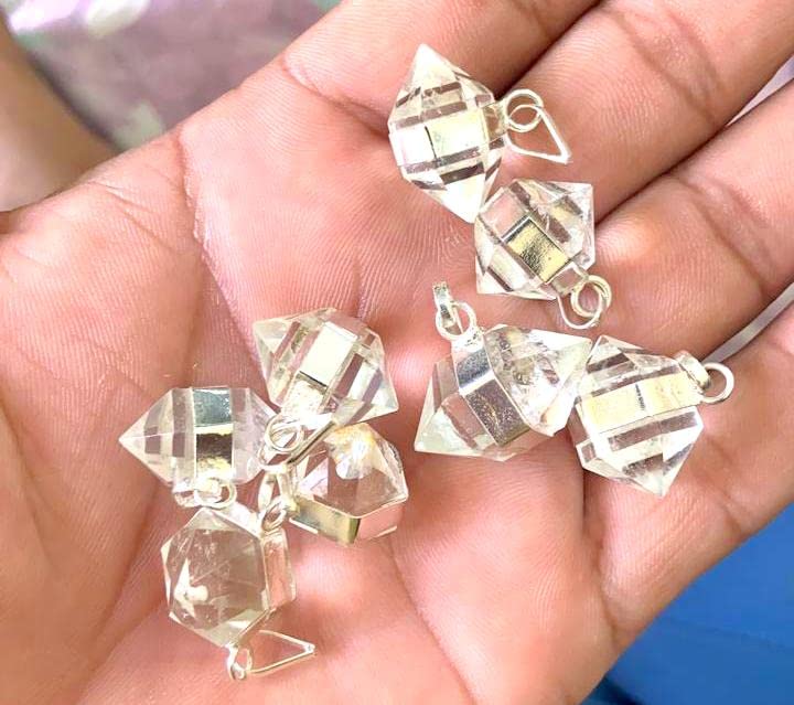 CRYSTALMIRACLE Clear Quartz Crystal Double Terminated Pendant Single Healing Stone Fashion Accessory Gift Positive Energy Handcrafted