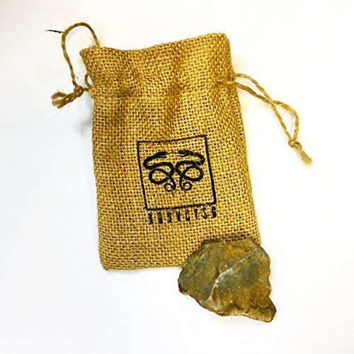 KonvoySG English flint Stone For Use With A Carbon Steel Striker Comes With An Emergency Tinder Jute Bag