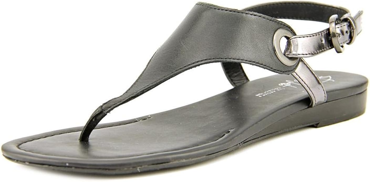 franco sarto flip flops