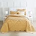 BrylaneHome Amelia Bedspread (Honey Gold,King)