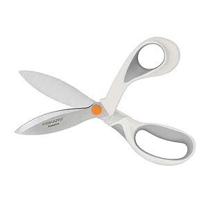 Fiskars Crafts 179800-1001 PowerCut Softgrip Shears 8, White/Gray
