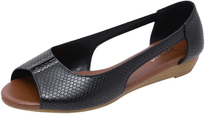 close shoes for ladies