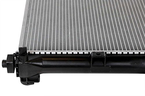 Prime Choice Auto Parts RK830 Aluminum Radiator - Thumbnail 4