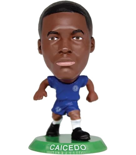 Amazon.com: SoccerStarz - Chelsea Marc Cucurella - Home Kit