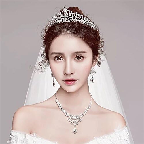 Amazon Co Jp 可愛いウェディングドレスアクセサリー ヘアアクセサリー3点セット ティアラネックレスイヤリング 髪飾り カチューシャ 結婚式 花嫁 ジュエリー