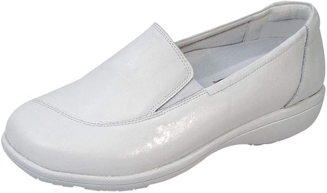 women's nursing shoes wide width