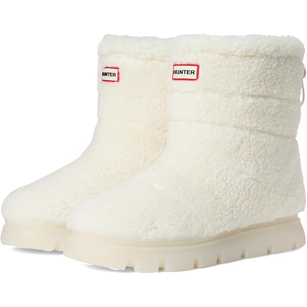 Amazon.com | Hunter Boot Women's Sherpa Logo Boot Blk/Wht 6 Medium