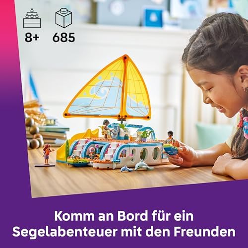 Friends Segelabenteuer Set - Spielzeug inkl. Boot mit drehbarem Segel, 4 Minipuppen und 2 Delfinfiguren sowie lustigem Zubehör - kreatives Geburtstagsgeschenk für Mädchen ab 8 Jahren - 42664