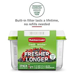 Rubbermaid 4-Piece Produce Saver Containers for
