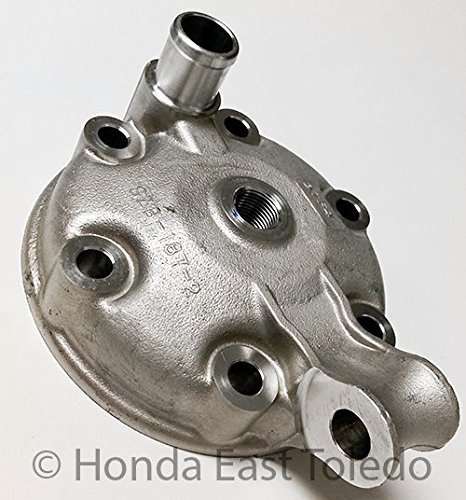 image for Suzuki Head Cylinder 11111-37F40 New OEM