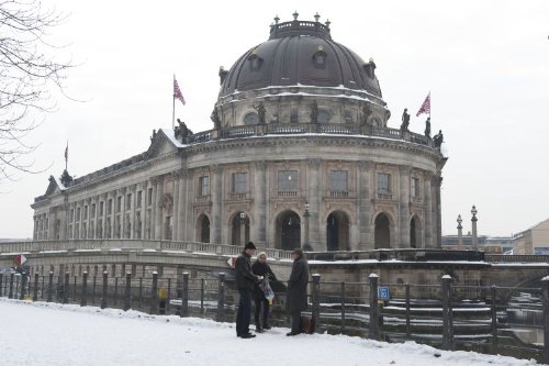 Unknown Identity [Blu-ray] 7