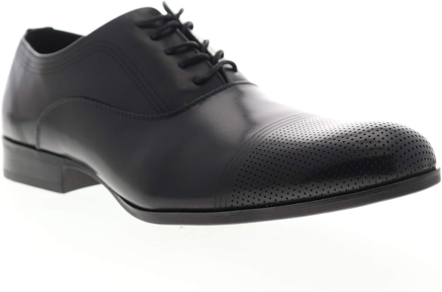 unlisted dress shoes