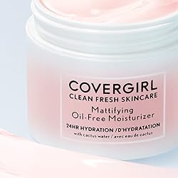 COVERGIRL Clean Fresh Skincare Mattifying Oil-Free